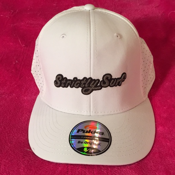 Black and White Curved Brim Hat with Embroidered Logo - Picture 5 of 14